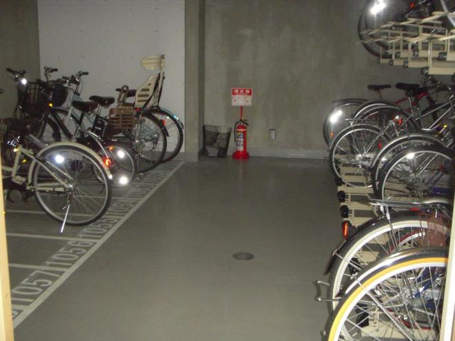 there is bicycle parking!